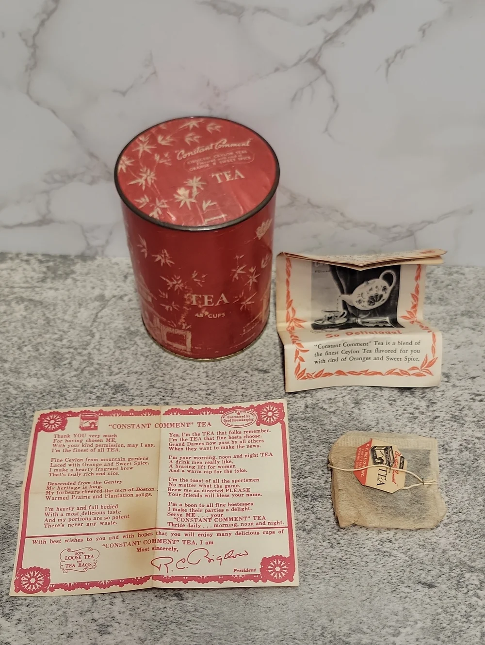 Super Rare Vintage Constant Comment Red Tea Container with Pagoda Art